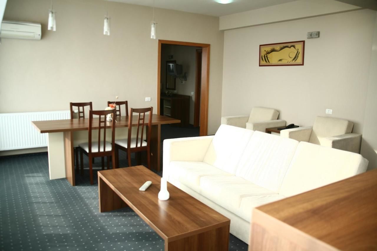 Отель Euro House Hotel Бая-Маре-9